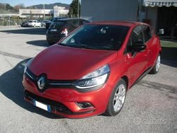 Rosso Usata 2018 Renault Clio IV Tre volumi | 10.450 € (Buon prezzo)
