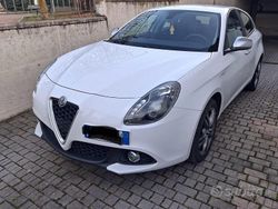 Bianco Usata 2018 Alfa Romeo Giulietta Tre volumi | 14.990 € (Cara)