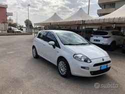 Bianco Usata 2013 Fiat Grande Punto Due volumi | 5250 € (Molto cara)