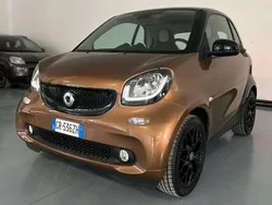Bronzo Usata 2015 Smart ForTwo Coupé Passion Due volumi | 9999 € (Buon prezzo)