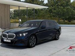 Nero Nuova 2025 BMW 520 M Sport Station wagon | 71.252 € (Molto cara)