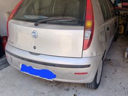 Grigio Usata 2005 Fiat Punto Due volumi | 1500 € (Buon prezzo)