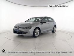Dolomite silver metallizzato Usata 2025 VW Golf Life Tre volumi | 26.900 € (Ottimo prezzo)
