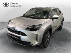 Grigio Usata 2021 Toyota Yaris Cross Lounge SUV | 22.900 € (Cara)