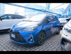 Grigio chiaro Usata 2017 Toyota Yaris Hybrid Edition | 14.900 € (Buon prezzo)