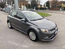 Grigio Usata 2016 VW Polo Trendline Tre volumi | 6800 € (Buon prezzo)