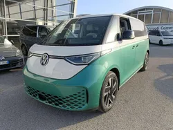 Bay leaf green/bianco Nuova 2025 VW ID. Buzz Furgone | 48.800 € (Ottimo prezzo)
