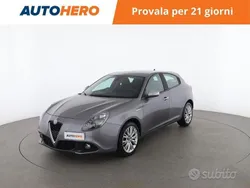 Grigio Usata 2017 Alfa Romeo Giulietta Super Due volumi | 10.599 € (Buon prezzo)