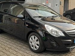 Nero Usata 2014 Opel Corsa Cosmo Tre volumi | 5600 € (Buon prezzo)