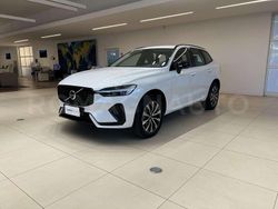 Bianco Usata 2024 Volvo XC60 Plus SUV | 48.900 € (Cara)