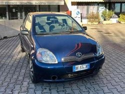 Blu/azzurro Usata 2000 Toyota Yaris Due volumi | 1100 € (Ottimo prezzo)