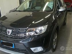 Nero Usata 2017 Dacia Sandero Due volumi | 9400 €