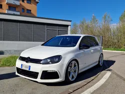 Bianco Usata 2011 VW Golf VI R Tre volumi | 17.500 €