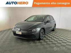 Grigio Usata 2021 VW Golf Life Tre volumi | 23.499 € (Buon prezzo)