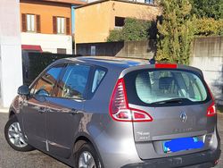 Grigio Usata 2011 Renault Scénic III Monovolume | 3800 € (Buon prezzo)
