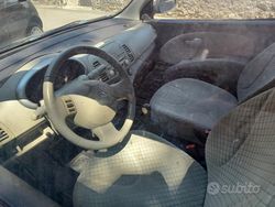 Nero Usata 2004 Nissan Micra Due volumi | 990 € (Ottimo prezzo)