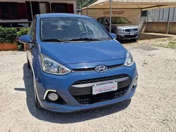 Grigio(met.) Usata 2015 Hyundai i10 Edition Due volumi | 6900 € (Ottimo prezzo)
