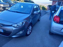 Grigio Usata 2013 Hyundai i20 Classic Due volumi | 4350 € (Buon prezzo)