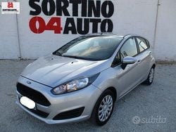 Grigio Usata 2017 Ford Fiesta Tre volumi | 8450 € (Ottimo prezzo)