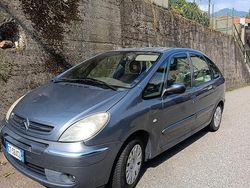 Grigio Usata 2005 Citroën Xsara Picasso Monovolume | 2000 €