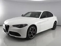 Bianco Nuova 2024 Alfa Romeo Giulia Veloce Tre volumi | 51.800 € (Buon prezzo)