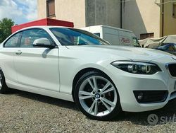 Bianco / pastello Usata 2017 BMW 218 Comfort Edition Coupé | 15.990 € (Buon prezzo)