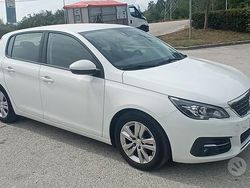 Bianco Usata 2020 Peugeot 308 Active Tre volumi | 13.450 € (Buon prezzo)