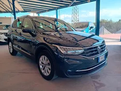 Grigio Usata 2021 VW Tiguan Life SUV | 25.800 € (Buon prezzo)