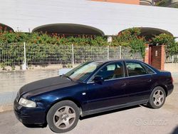 Blu Usata 1999 Audi A4 Tre volumi | 4500 €
