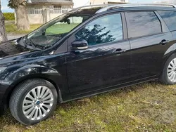 Nero Usata 2008 Ford Focus Titanium Station wagon | 1790 € (Buon prezzo)
