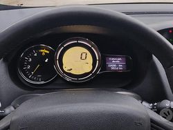 Nero Usata 2009 Renault Mégane Tre volumi | 2100 €