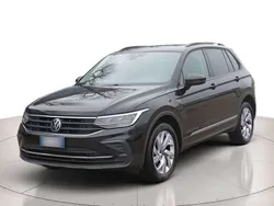 Nero perla Usata 2021 VW Tiguan Life SUV | 25.400 € (Buon prezzo)