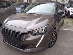 Grigio Usata 2023 Peugeot 208 Allure Due volumi | 13.800 € (Ottimo prezzo)