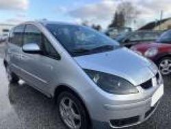 Grigio(met.) Usata 2009 Mitsubishi Colt Inform Tre volumi | 2000 € (Buon prezzo)