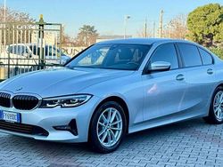Argento Usata 2019 BMW 318 Advantage Tre volumi | 24.500 € (Buon prezzo)