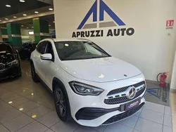 Bianco Usata 2021 Mercedes GLA180 Premium SUV | 29.900 € (Buon prezzo)