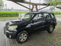 Nero Usata 2004 Toyota RAV4 SUV | 3700 € (Buon prezzo)
