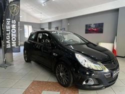 Nero Usata 2008 Opel Corsa OPC Tre volumi | 5800 € (Buon prezzo)