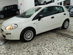 Bianco Usata 2014 Fiat Punto Lounge Tre volumi | 4990 €