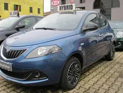 Blu Usata 2023 Lancia Ypsilon Gold Due volumi | 11.200 € (Ottimo prezzo)