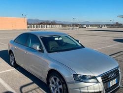 Grigio Usata 2010 Audi A4 Ambiente Tre volumi | 7900 € (Buon prezzo)