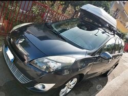 Grigio Usata 2012 Renault Scénic III Monovolume | 6000 € (Molto cara)