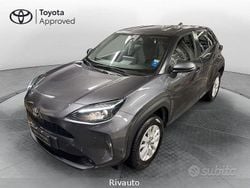Grigio Usata 2021 Toyota Yaris Cross Active SUV | 18.900 € (Ottimo prezzo)