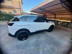 Bianco Usata 2018 Peugeot 3008 Tre volumi | 16.500 € (Buon prezzo)