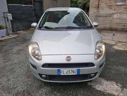 Grigio Usata 2017 Fiat Grande Punto Due volumi | 6000 € (Buon prezzo)
