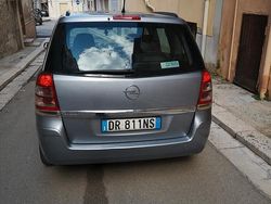 Grigio Usata 2008 Opel Zafira Monovolume | 1950 € (Buon prezzo)
