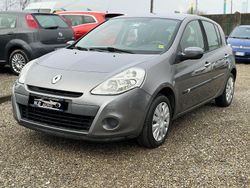Grigio Usata 2010 Renault Clio II Tre volumi | 3900 € (Buon prezzo)