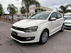 Bianco Usata 2009 VW Polo Comfortline Tre volumi | 3199 € (Buon prezzo)