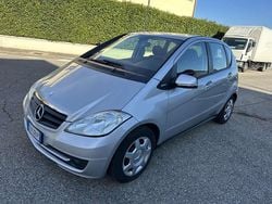 Argento Usata 2010 Mercedes A160 Avantgarde Monovolume | 4900 € (Buon prezzo)