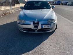Argento Usata 2004 Alfa Romeo 147 Distinctive Due volumi | 1800 € (Buon prezzo)
